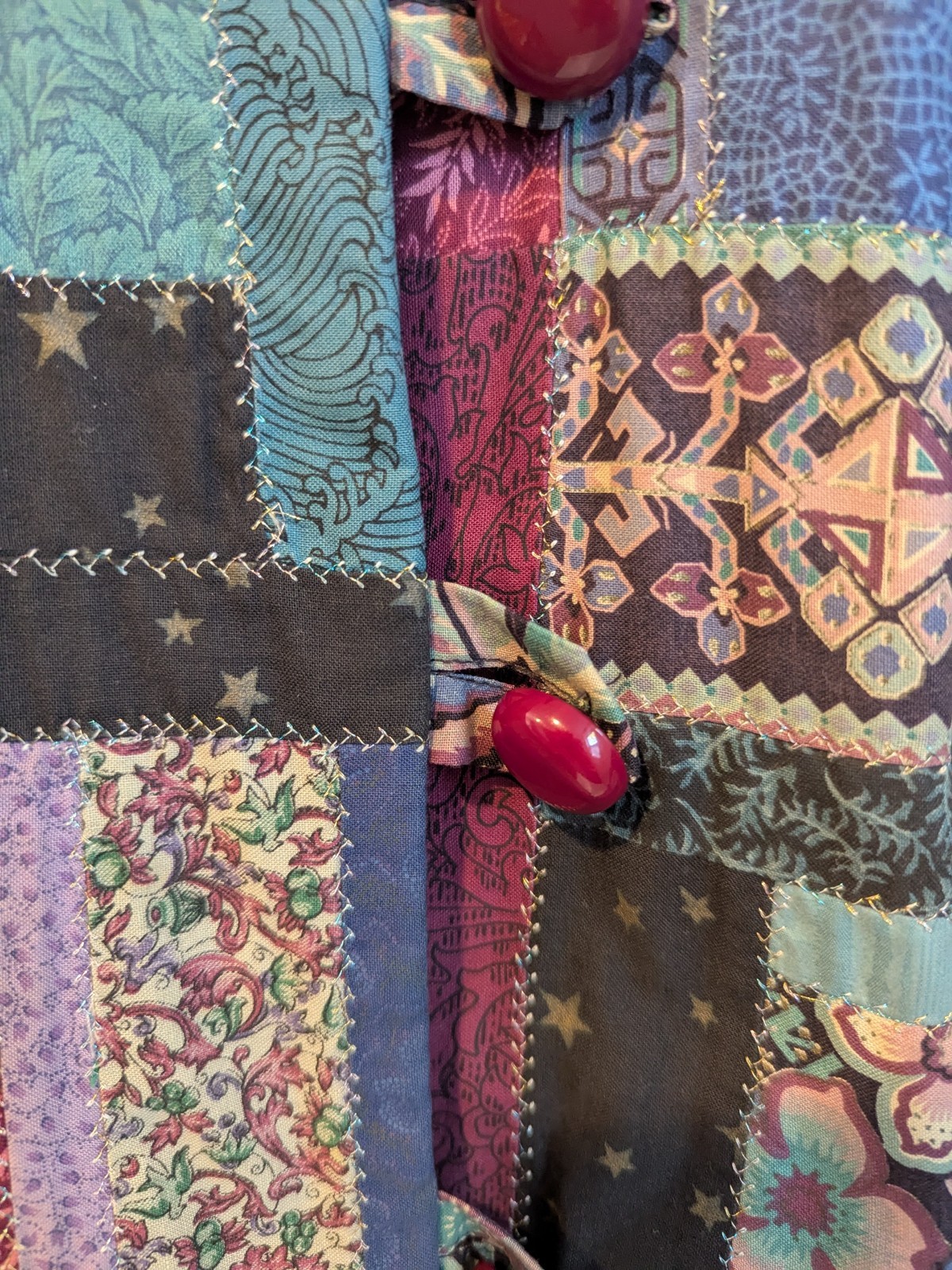 Vtg Unique Handmade Patchwork Quilt Batwing Jacke… - image 9