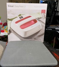 Cricut PC2005552 EasyPress Heat Press - Raspberry