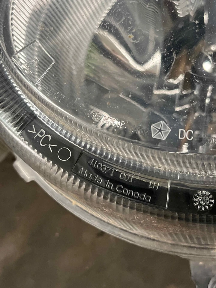 Fits 2007-2010 Jeep Compass Left Headlight Assembly OEM:05303843AE Foto 4 de 4