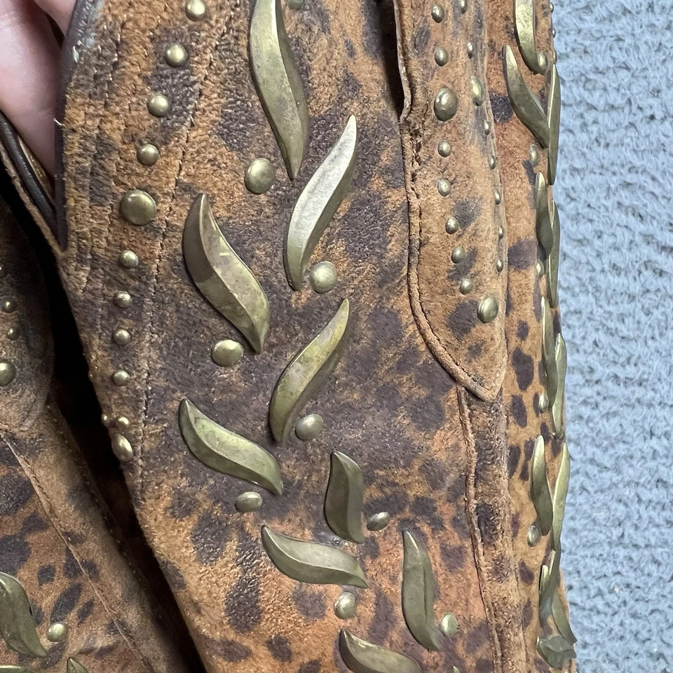 Botas de Vaquero Lucchese 1883 para Mujer 6.5B Tachonadas Estampado de Guepardo Camel M4622.S54 Foto 3 de 4