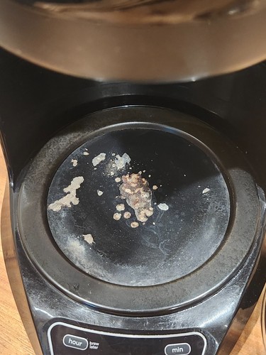 Black + Decker 12 Cup Stainless Coffee Maker w/ Vortex Technology (Used) Clean. - Picture 5 of 12