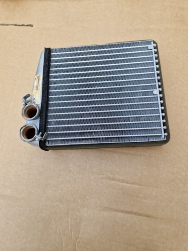 VW Touran  Skoda Yeti 1.2TSI Heizungskühler Kühler Heizung Original  1K0819031