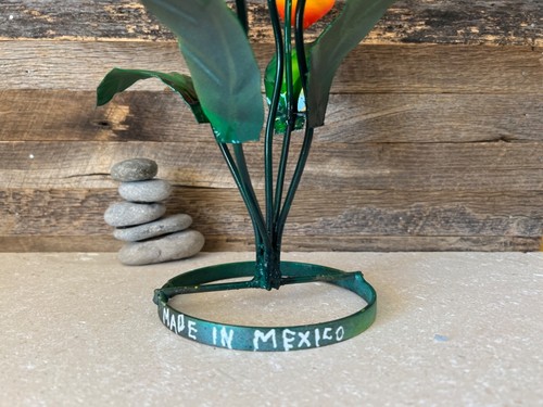 Handcrafted Rustic MINI Metal Flower Bouquet Vibrant Yard Art Flowers - Picture 3 of 5