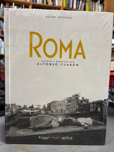 Roma The Original Screenplay Book by Alfonso Cuaron English/Spanish New Sealed - Picture 2 of 2