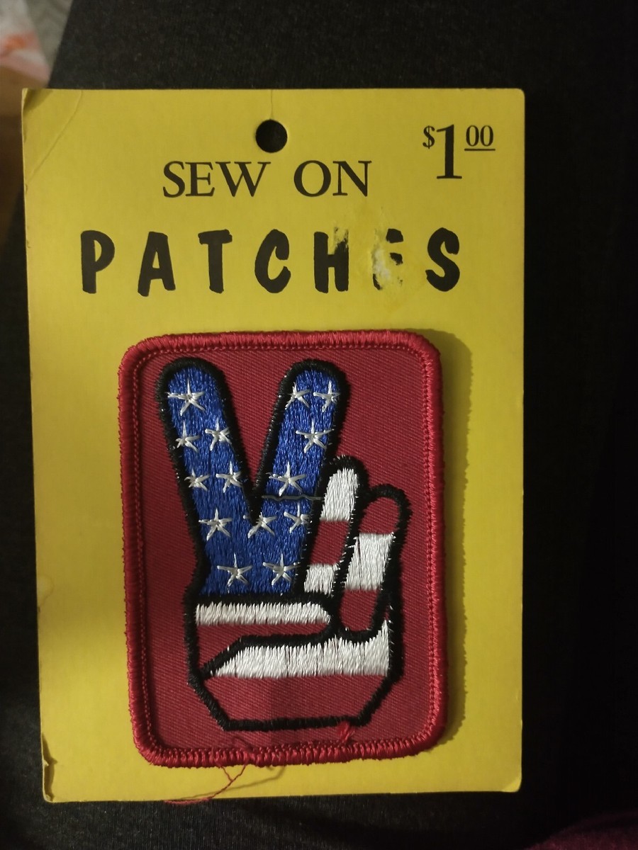 Peace様用です°・*:.。.☆ Vtg Peace Sign Fingers Red White Blue Stars Stripes 3.25