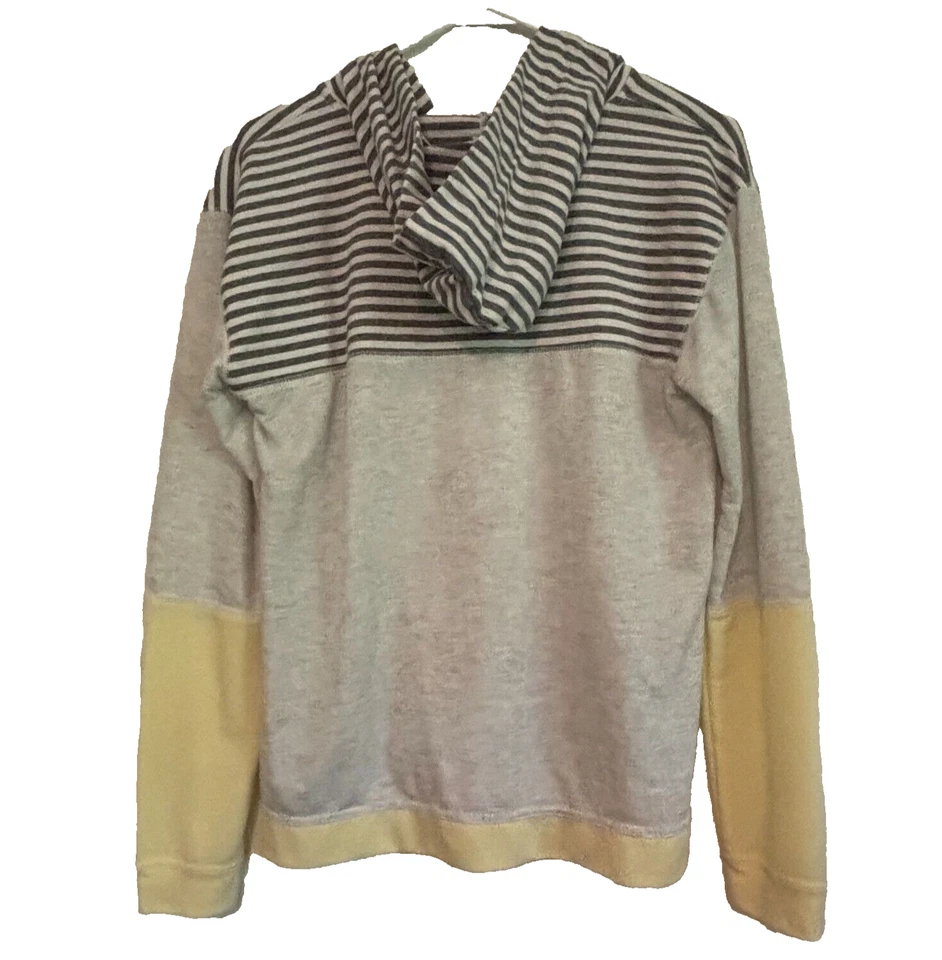 Maurices Sudadera con Capucha Gris Amarillo Blusa Camisa Top Manga Larga Chaqueta con Capucha Mediana Foto 2 de 4