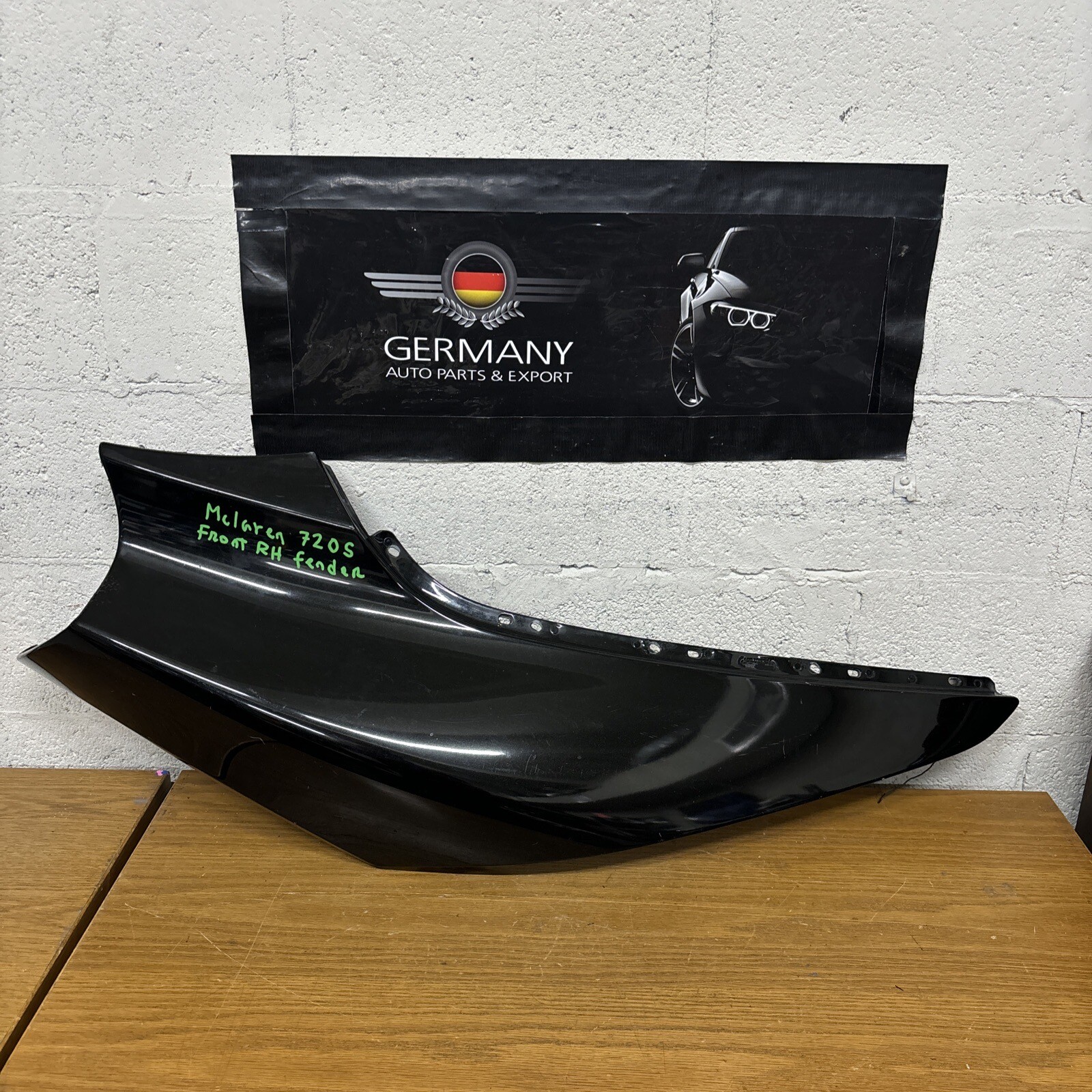Mclaren 720S, RH, Right, Fender, Black, Used, P/N 14AB881CP #2017