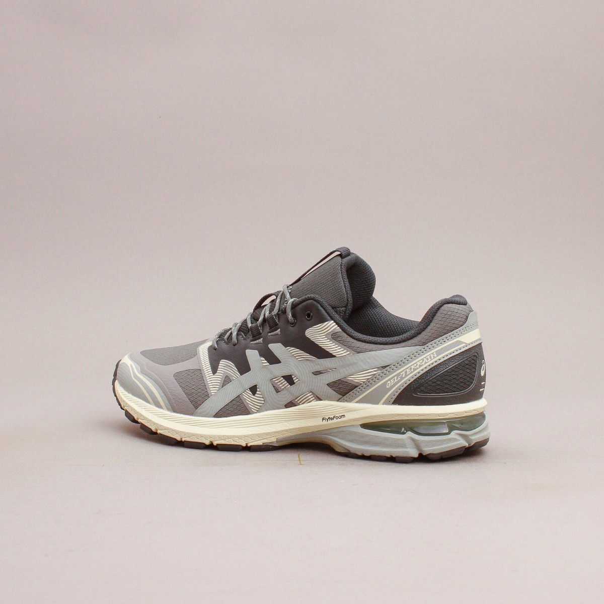 スキー asics boots 265 asics boots 265