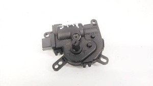 1M5H19B634AA Stellmotor Heizungsstellmotor Gebläse 1M5H-19B634-A DE2063940-95