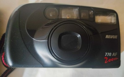 Vintage Camera Revue 770AF