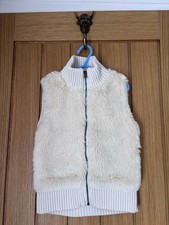 Gap Faux Fur Girls Gilet Size 8-9 Years Cream In Excellent Condition
