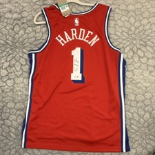 James Harden Rookie Cards and Autograph Memorabilia Guide 34
