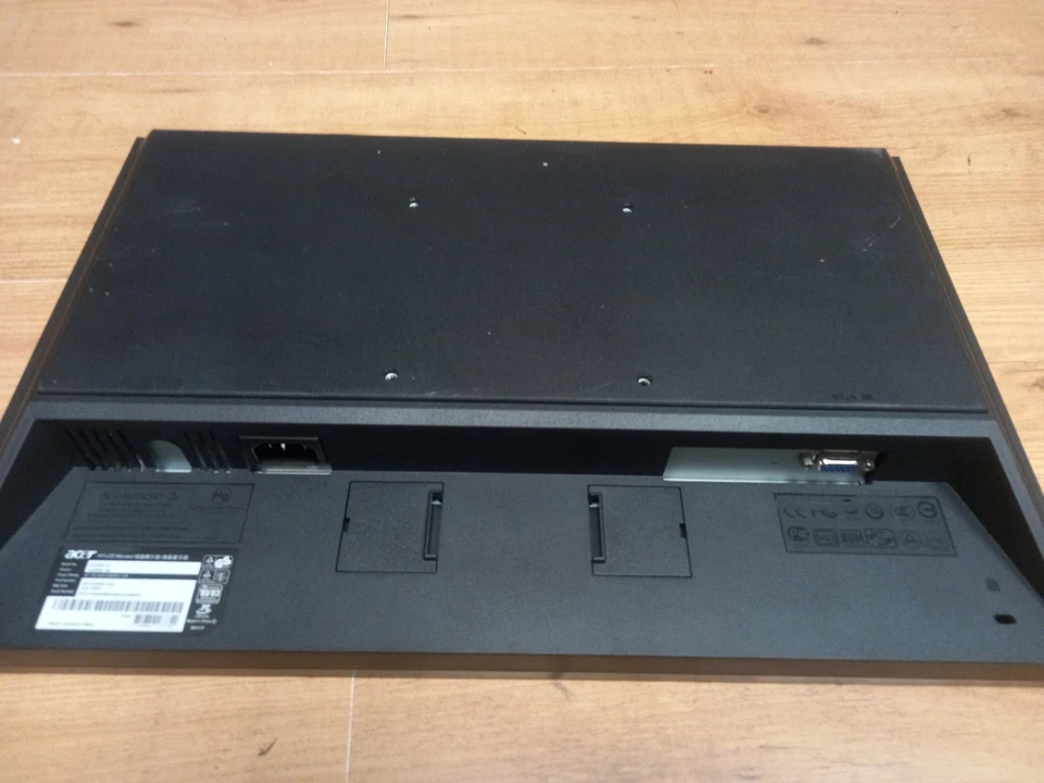 Lots de 7 écran 19" LCD Acer V193W 16:9 1440 x 900 VGA - Photo 2/4