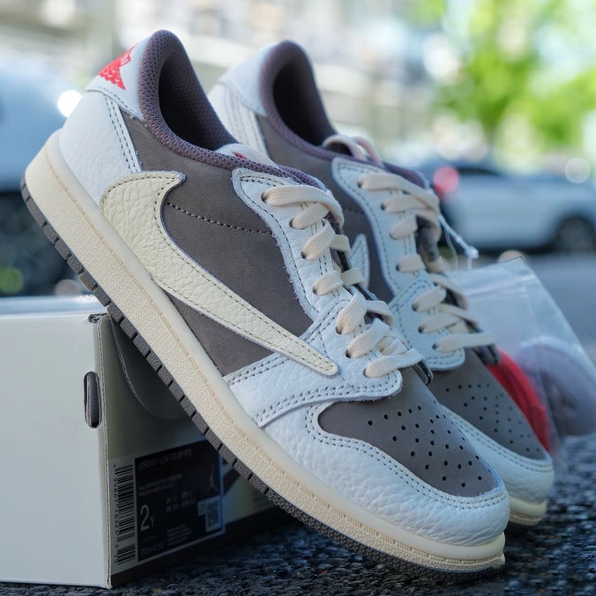 新品未使用 TRAVIS SCOTT × AIR JODAN1LOW Air Jordan 1 Low x Travis Scott 'Sail and Ridgerock' (DM7866