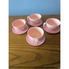 Vintage 1982 Fisher Price Pink Tea Set 4 Cups 4 Saucers Floral Wreath USA Made