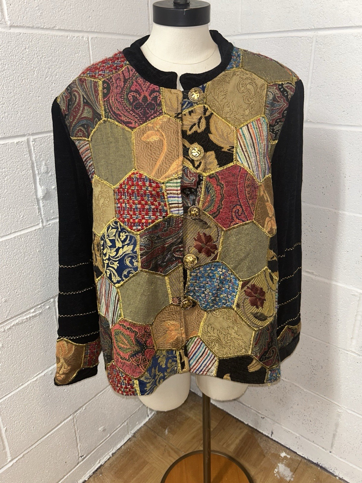 VTG Alex Kim patchwork multi fabric Tapestry Quil… - image 1