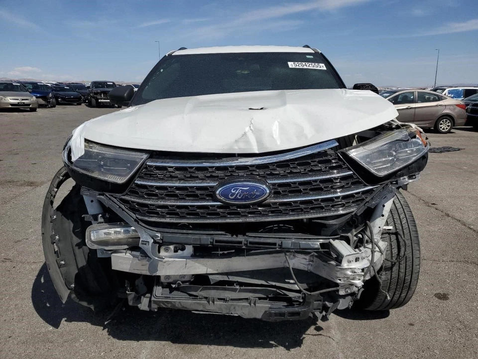 Unidad de radar de cámara/proyector frontal compatible con 20-23 EXPLORER 29975666 Foto 3 de 4