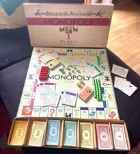 1946 Parker Brothers Monopoly - Complete w/ Wood Houses, Metal Tokens, All Cards