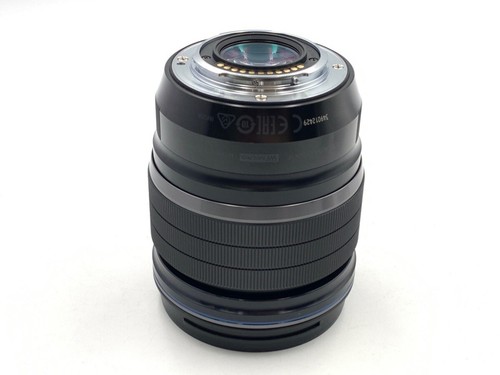 Neat Mint Olympus M. Zuiko Digital ED 45mm F/1.2 PRO MSC Portrait Lens #O0016 - Picture 2 of 3