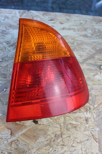 Rücklicht rechts außen für BMW 3er E46 ZBR 8368 758, 6321-6