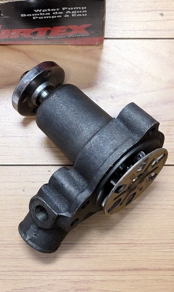 Bomba de agua Airtex AW4002 para Ford Mustang Thunderbird Mercury Cougar Capri Foto 3 de 4