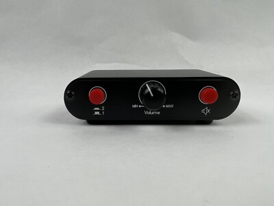 2-Way RCA Stereo Audio Switch Input Signal Source Switcher Selector Splitter NEW