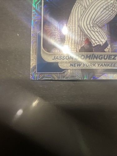 2024 Bowman - Chrome Mojo Refractor #17 Jasson Dominguez (RC) - Picture 3 of 9