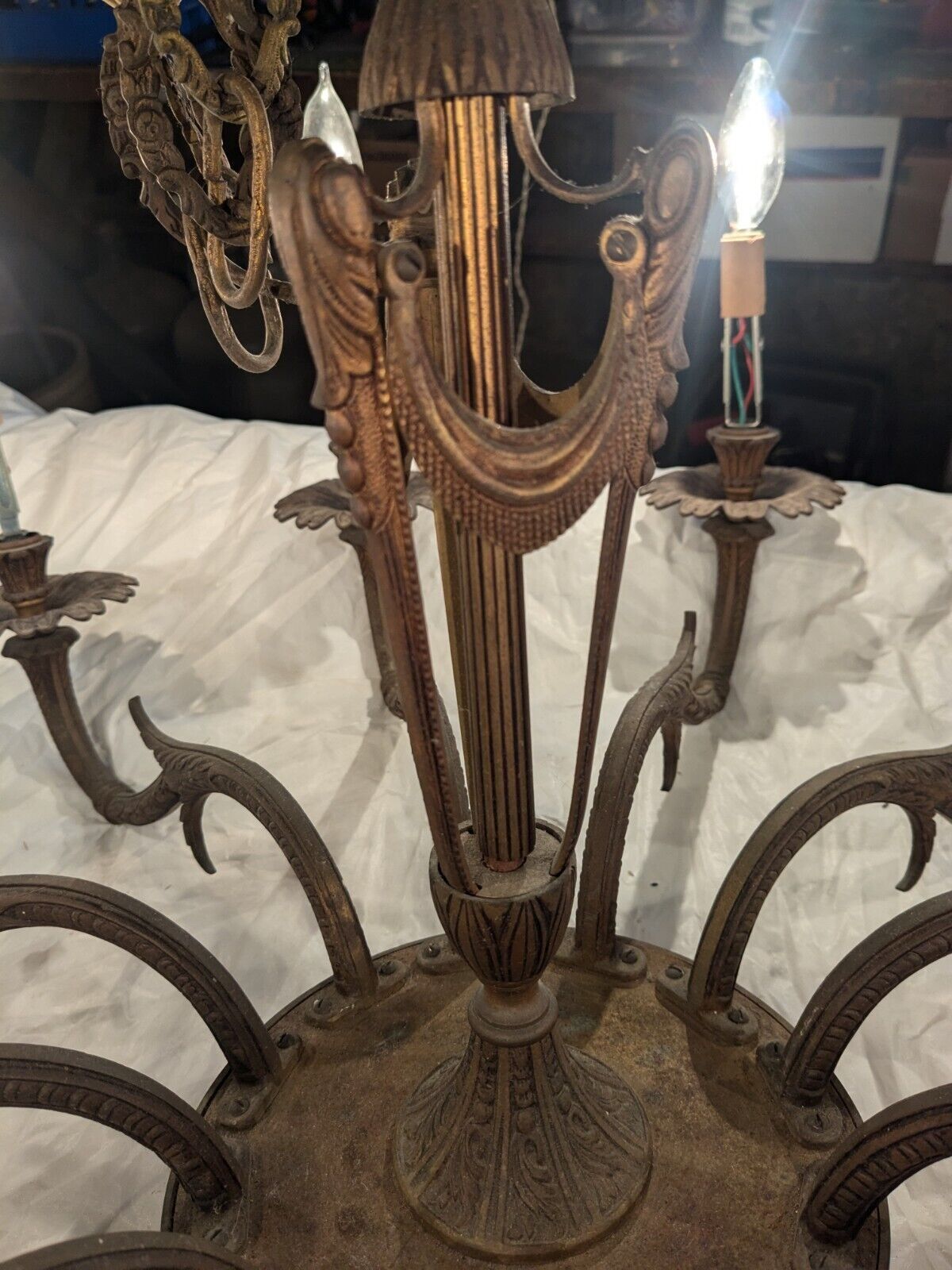 Picture 5 of 24