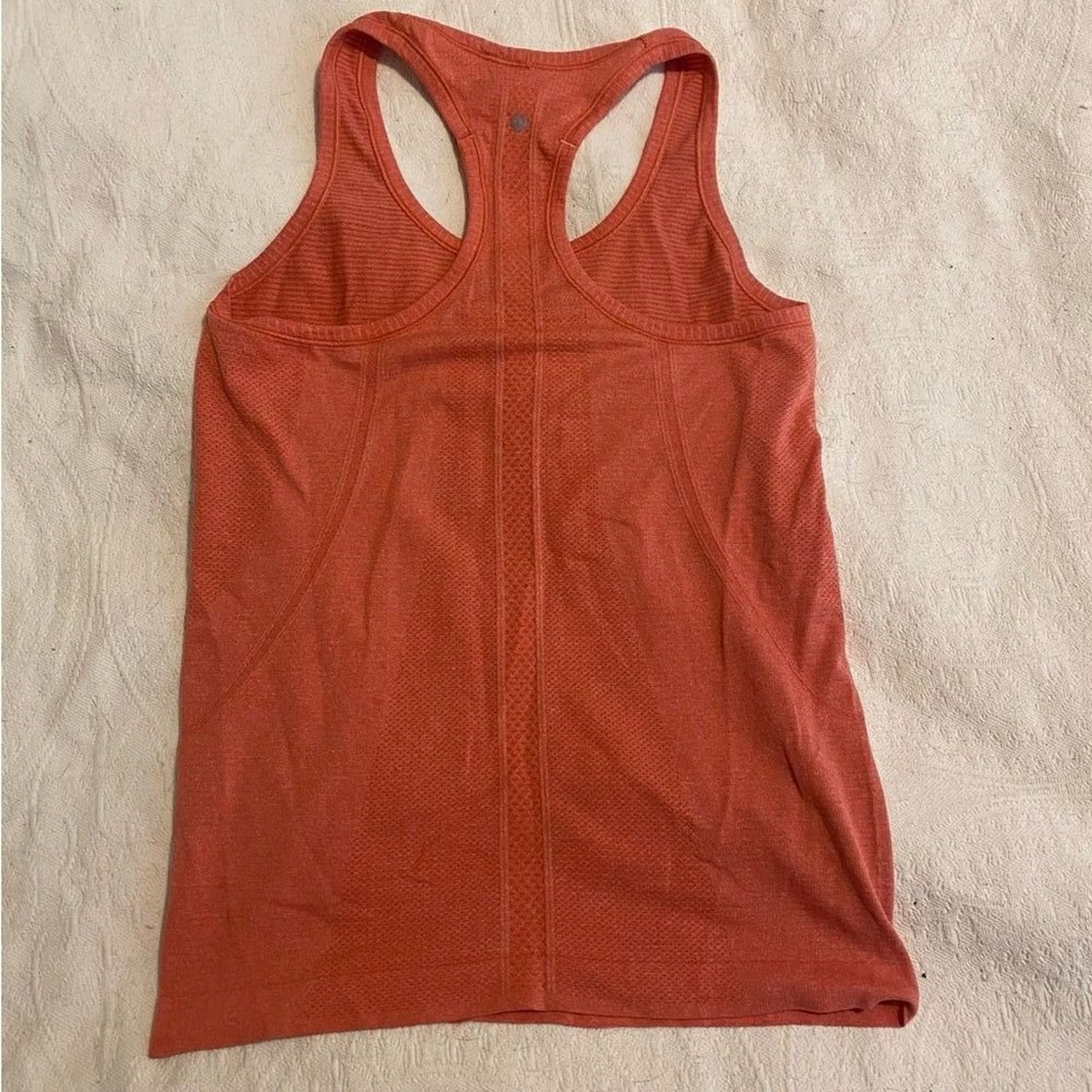Lululemon size Small/4 Orange Speed Yoga Running Athletic