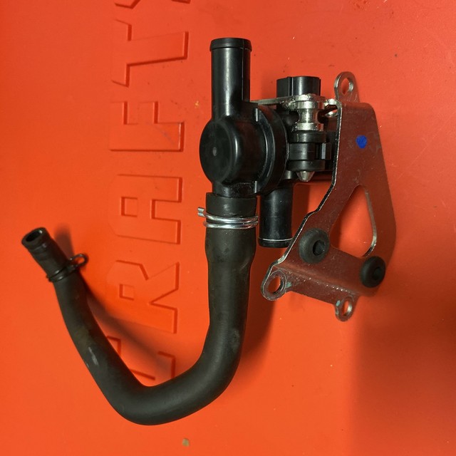 2016 Ducati Scrambler Classic Air Valve Solenoid Top Engine Switch