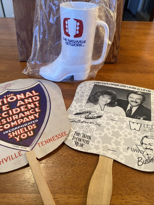 Crook And Chase The Nashville Network Fans And Boot Cup Country Music WSM