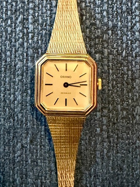 Montre Orano Automatique Suisse 1970s femme vintage