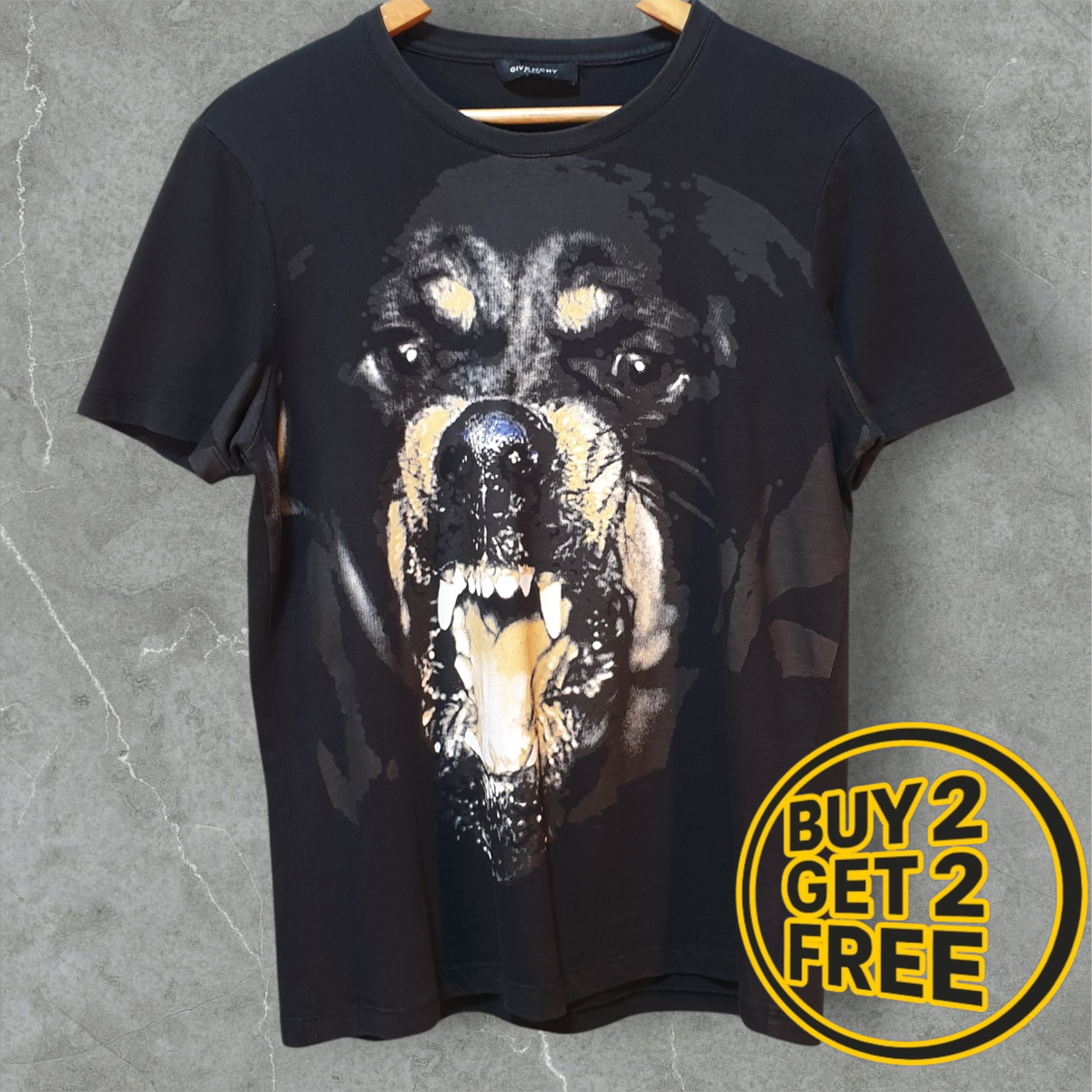 GIVENCHY ジバンシー Tシャツ ドーベルマン&ロットワイラー　XS Givenchy Mens T-Shirt Black Rottweiler Dog Graphic Tee Small (BUY