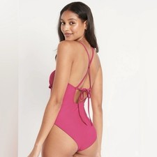 NWT Old Navy Women s V-Neck Ruffle-Trim Cutout One Piece Swim Swimsuit Pink M