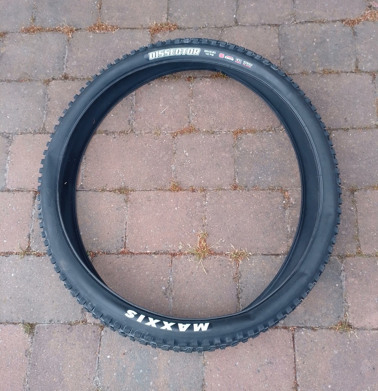 Maxxis Dissector 29in x 2.6 Tubeless Ready MTB Tyre, Black Rubber