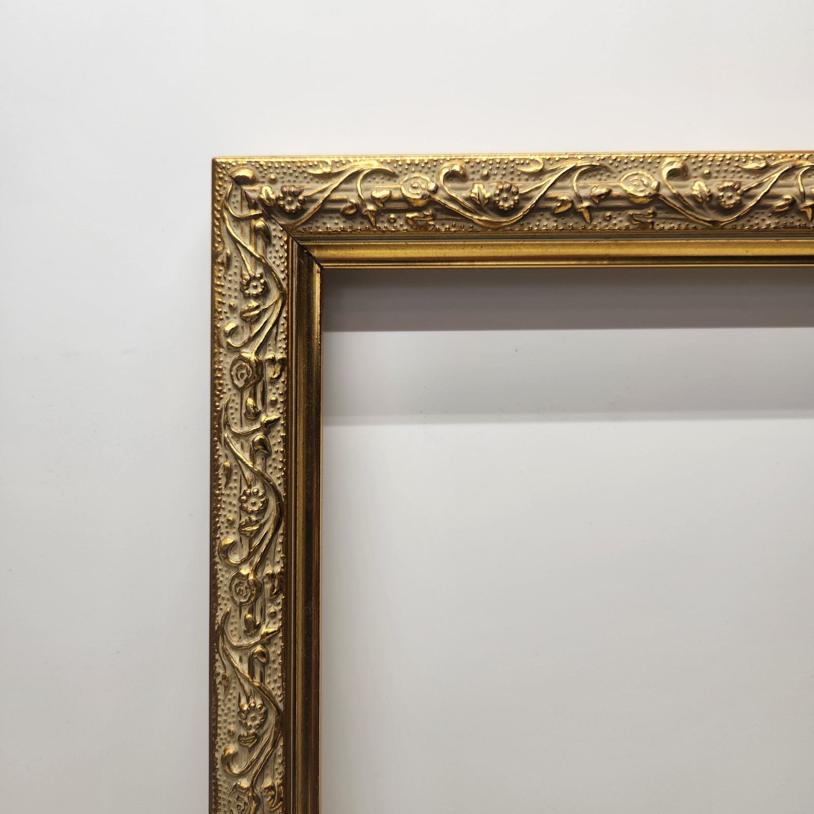 Vintage Ornate Gold Gilt Wood Rectangle Picture Frame Floral Baroque 9 ...