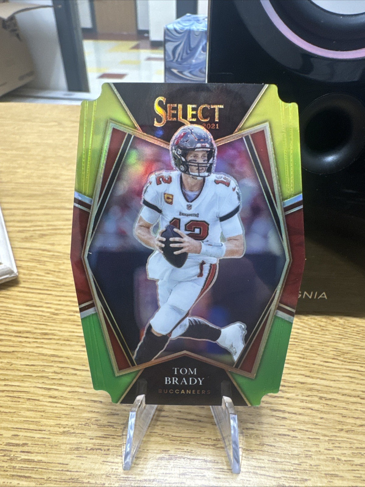 2021 Panini Select #101 Tom Brady Green & Yellow Prizm Die Cut