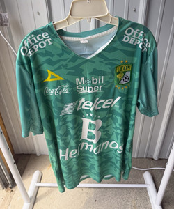Leon Jersey Pirma | eBay