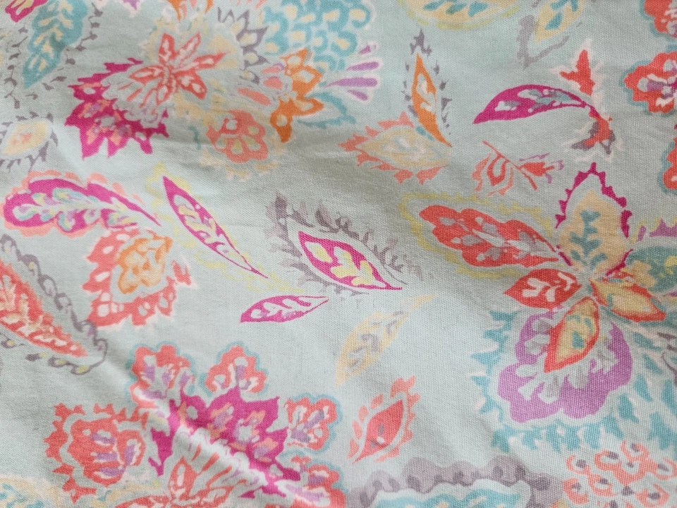 Falda Deportiva Sigrid Olsen Rosa, Naranja Patrón Floral Sobre Verde azulado Brumoso Talla 8 Foto 3 de 4