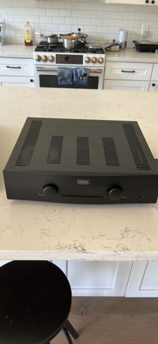 Hegel H190 Integrated Amplifier, Mint Condition - Picture 3 of 5