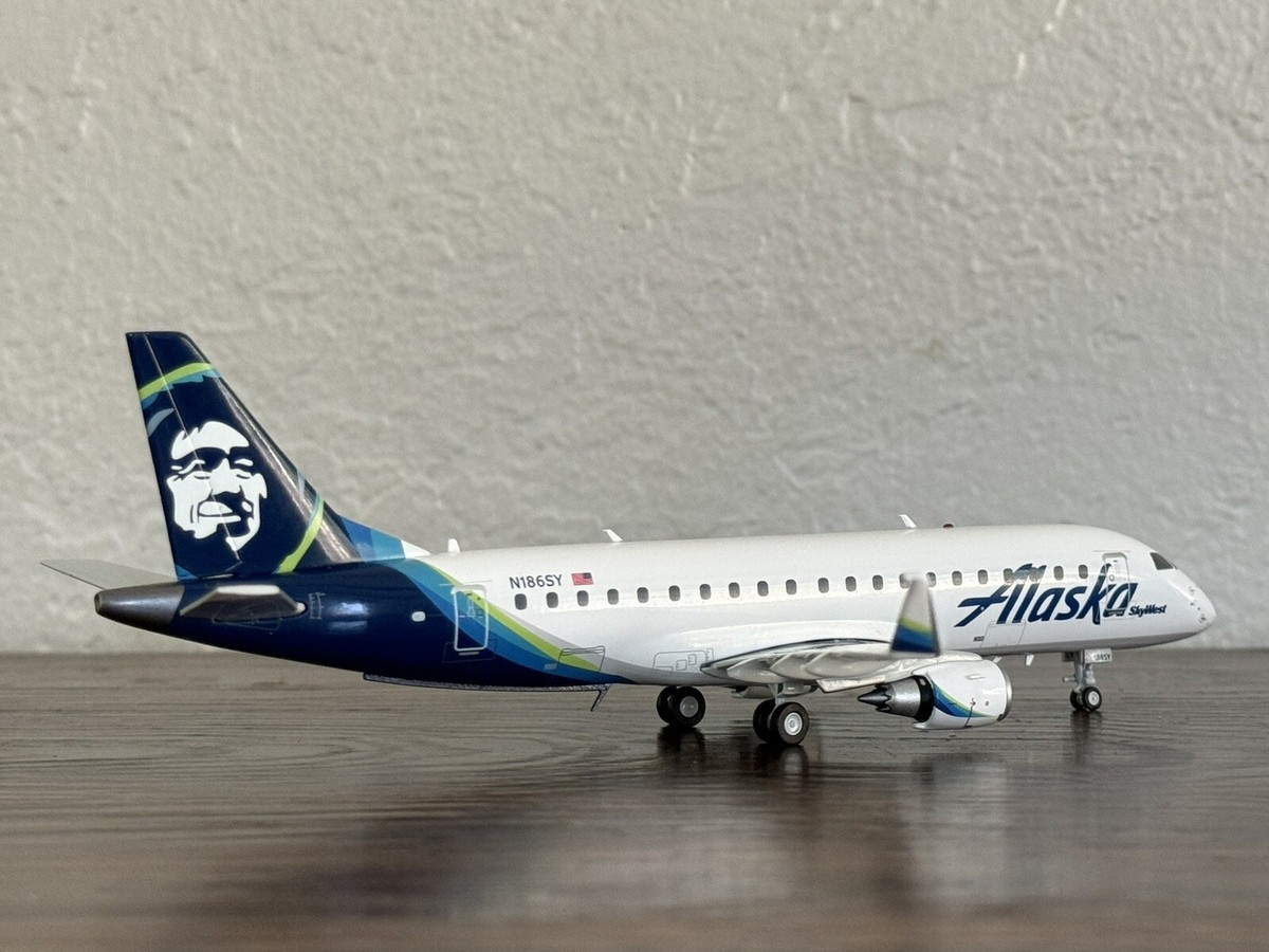 Gemini Jets Alaska Airlines SkyWest Embraer ERJ-175 N186SY 1