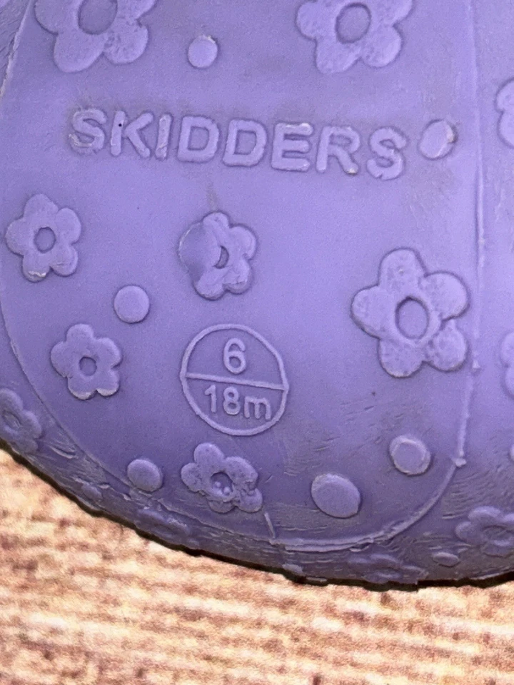 Zapatos skidders bebé talla 4 púrpura Foto 3 de 3