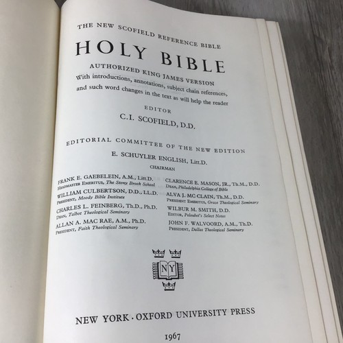 Holy Bible New Scofield Reference Edition 1967 Authorized King James Version - Picture 7 of 13