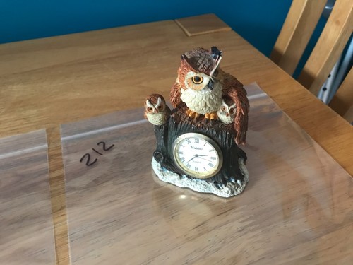 Miniature Quartz clocks and other makes. Over 100 clocks - Foto 413 di 470