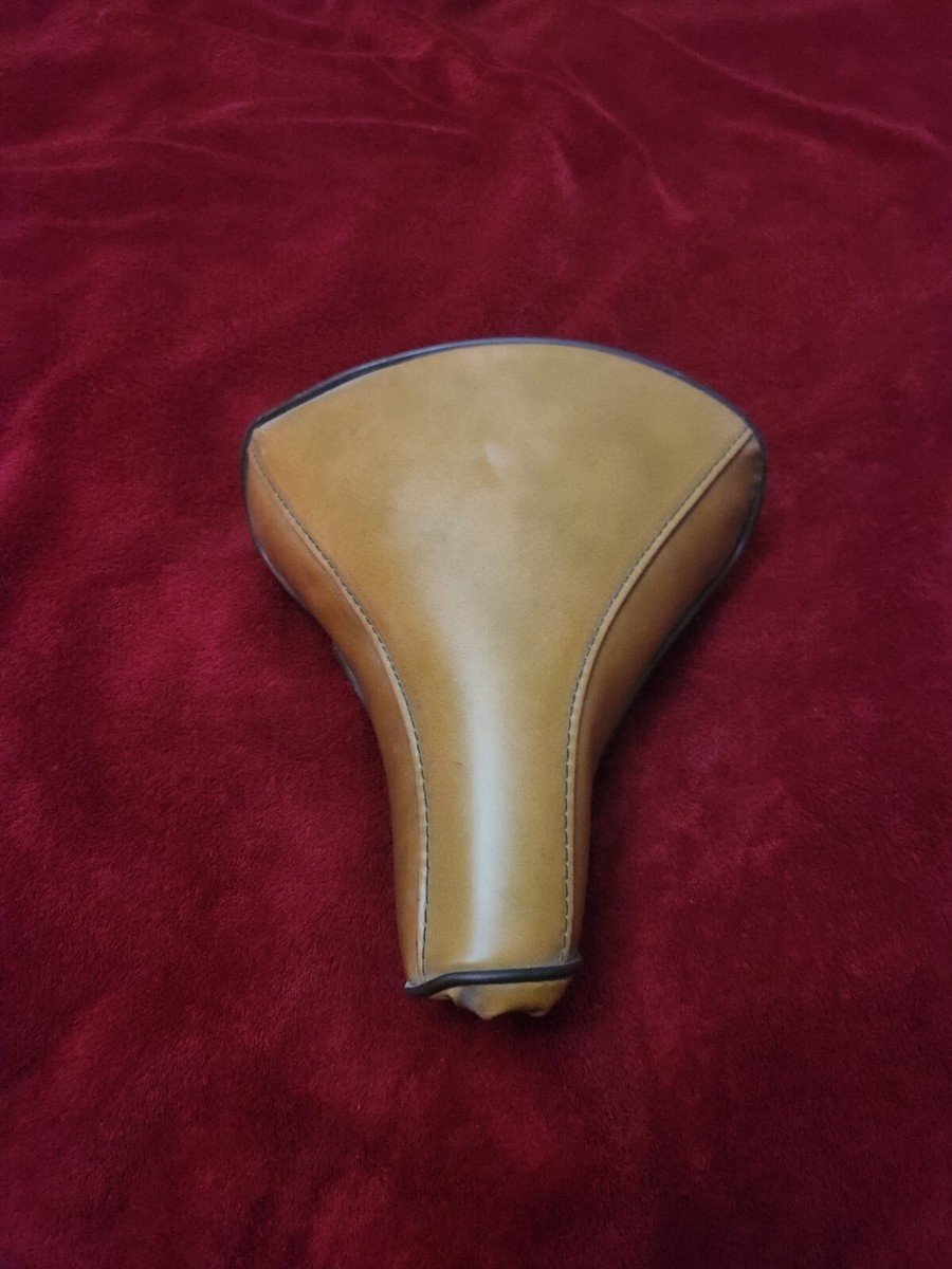 PERSONS BICYCLE SADDLE PERMACO 1052 GRAY 27 - 37 A VINTAGE