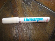 Valve action paint marking pen