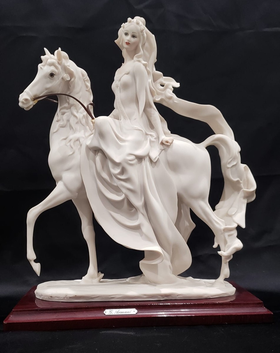Giuseppe Armani Lady On Horseジュゼッペ アルマーニ 1985 Giuseppe Armani Florence Figurine LADY ON HORSE. | eBay