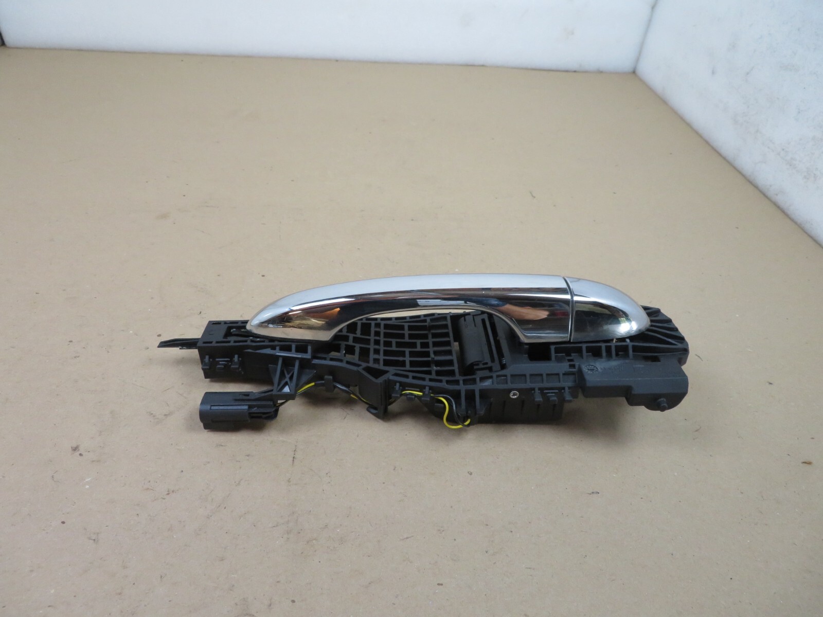 2014-2017 MASERATI GHIBLI 3.0L REAR LEFT EXTERIOR DRIVER SIDE DOOR HANDLE OEM