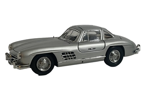 Franklin mint 1935 Mercedes Benz 770k 1;24 Scale w/ paperwork | eBay