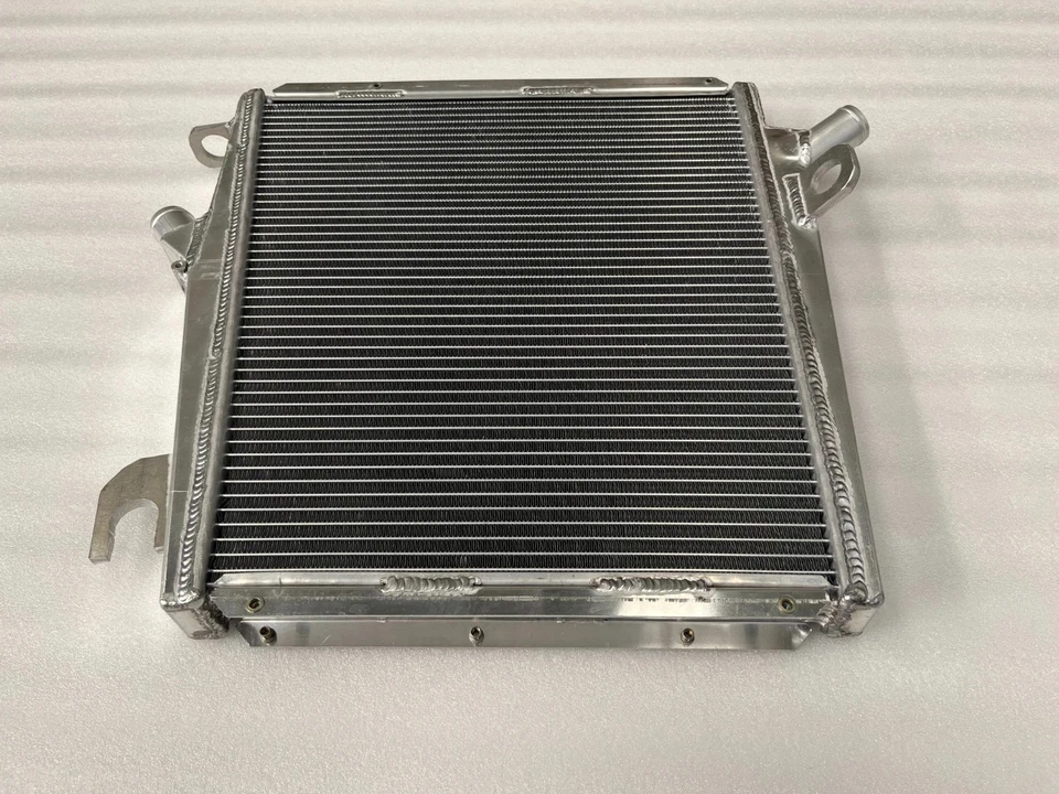 Left side Radiator For Ferrari 458 4.5L 2009-2015, OE# 262837 - Image 2 of 3